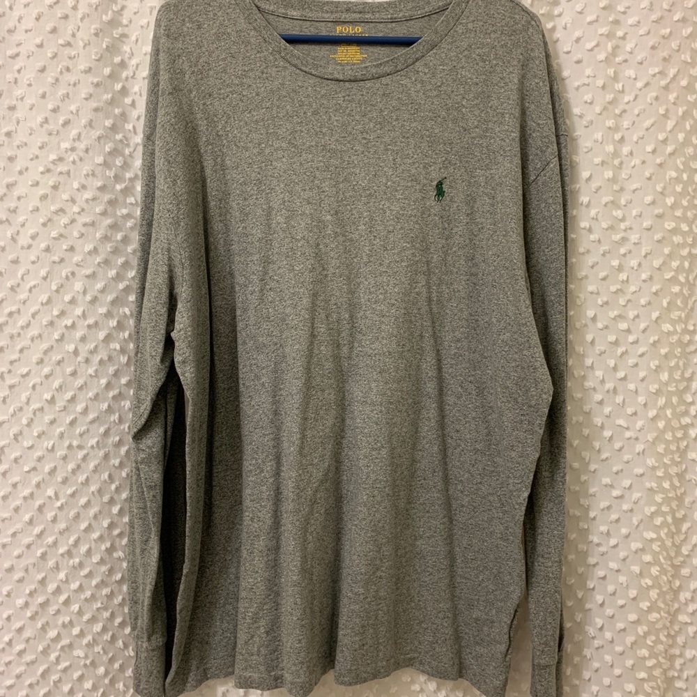 🚫SOLD🚫 Men’s polo original crewneck long sleeve